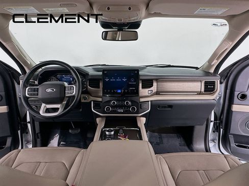 Used 2023 Ford Expedition Max Limited AWD/4WD image 12