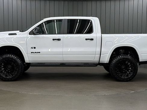 Used 2025 RAM 1500 Big Horn AWD/4WD image 2