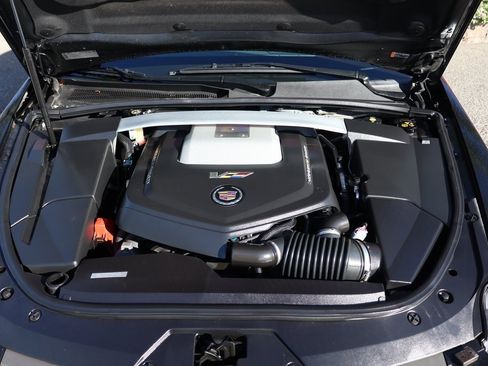 Used 2013 Cadillac CTS V image 10