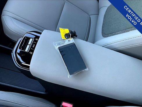 Certified 2025 Volvo EX30 Plus w/ Climate Package image 13