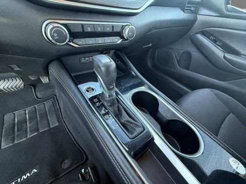 Used 2023 Nissan Altima 2.5 SV image 21