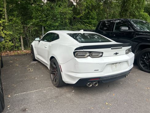 Used 2021 Chevrolet Camaro SS RWD image 2