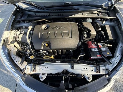 Used 2014 Toyota Corolla LE image 25