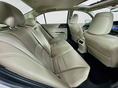 Used 2017 Honda Accord EX-L image 34