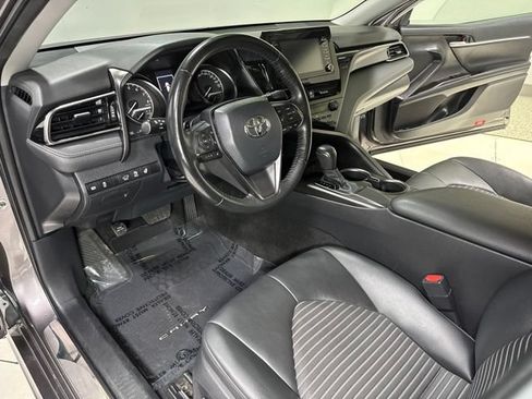 Used 2023 Toyota Camry SE FWD image 12