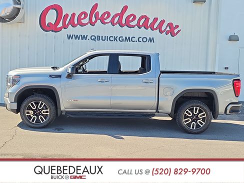Used 2025 GMC Sierra 1500 AT4 w/ AT4 Premium Package AWD/4WD image 5