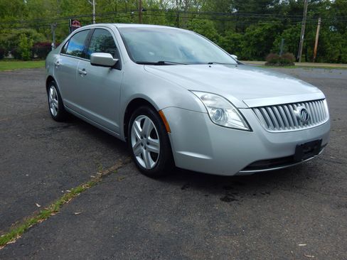 Used 2010 Mercury Milan image 6