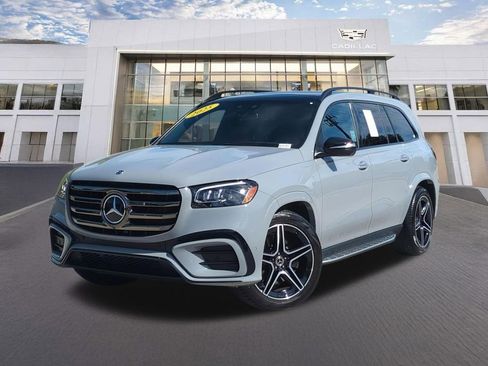 Used 2025 Mercedes-Benz GLS 450 4MATIC image 1