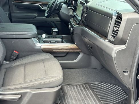Certified 2025 Chevrolet Silverado 1500 RST RWD image 21