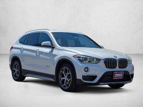 Used 2017 BMW X1 xDrive28i AWD/4WD image 3