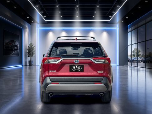 Used 2020 Toyota RAV4 Limited AWD/4WD image 5