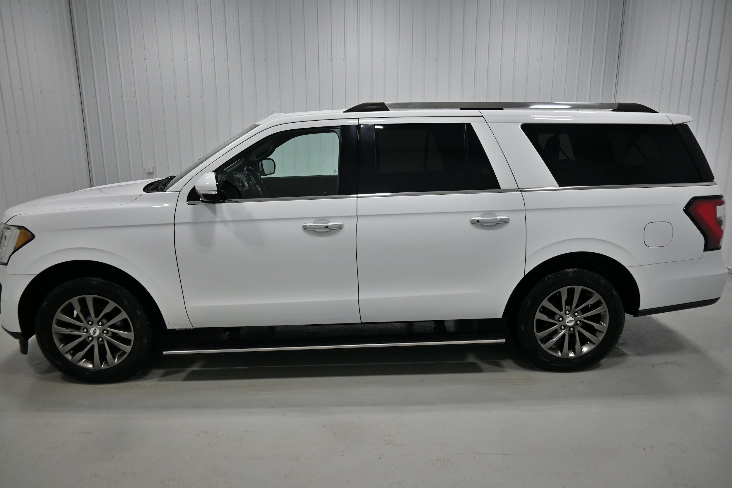 Used 2020 Ford Expedition Max Limited AWD/4WD image 31