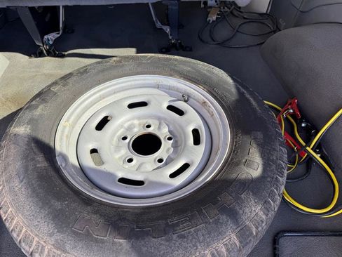 Used 2005 Ford E-150 and Econoline 150 Wagon image 7