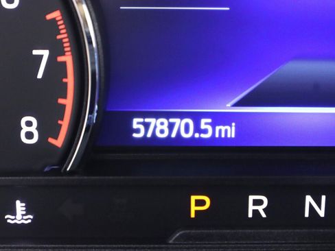 Used 2023 Ford Explorer XLT w/ Equipment Group 202A image 14