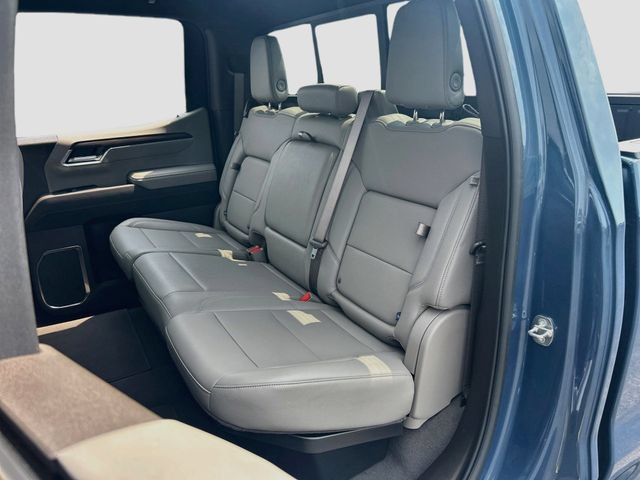 Used 2024 GMC Sierra 1500 SLT w/ SLT Premium Plus Package RWD image 32