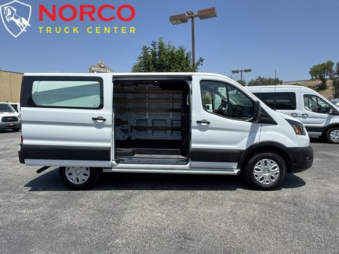 Used 2024 Ford Transit 250 Low Roof w/ Exterior Upgrade Package RWD image 2