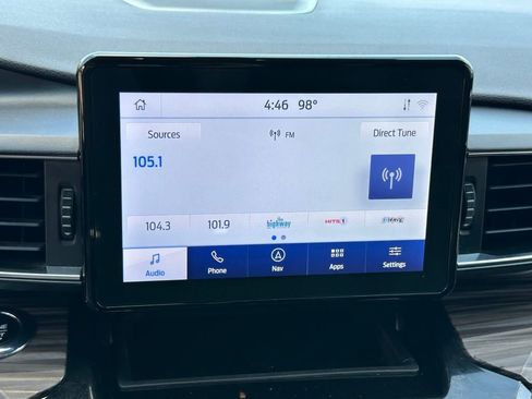 Used 2021 Ford Explorer Limited w/ Class III Trailer Tow Package AWD/4WD image 29