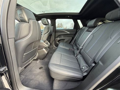 Used 2024 Cadillac Lyriq Luxury image 27