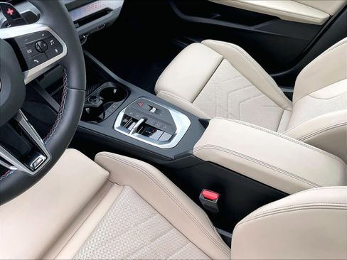 Certified 2025 BMW M235i xDrive w/ Technology Package image 18