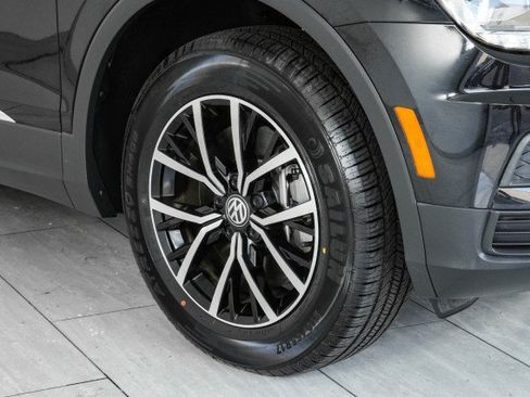 Used 2021 Volkswagen Tiguan SE R-Line AWD/4WD image 57