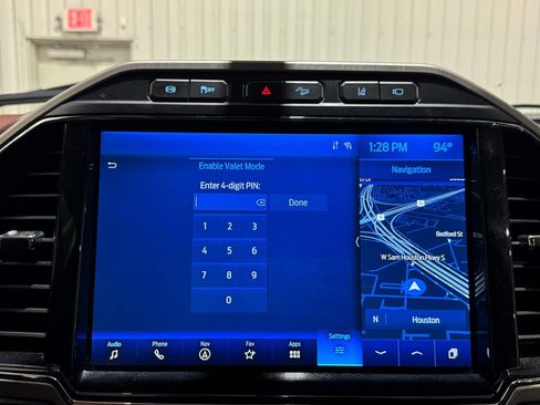 Used 2022 Ford F350 Platinum w/ FX4 Off-Road Package AWD/4WD image 26