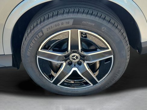 Certified 2026 Mercedes-Benz GLC 300 4MATIC image 25