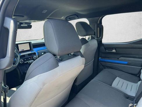 Used 2025 Toyota Tacoma TRD Off-Road AWD/4WD image 17