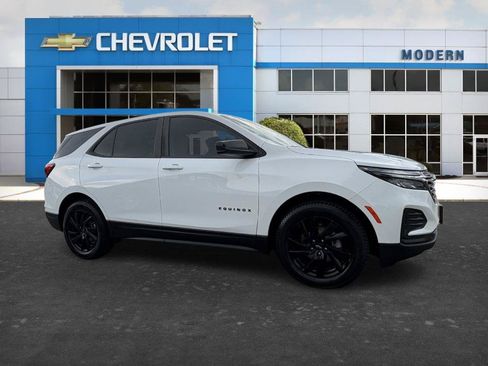 Used 2023 Chevrolet Equinox LS w/ Midnight Edition FWD image 6