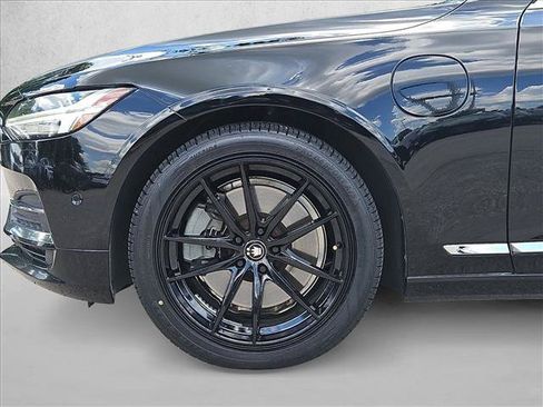Used 2018 Volvo S90 T8 Inscription w/ Luxury Package AWD/4WD image 20