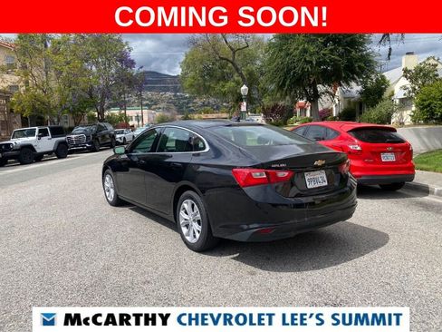 Used 2025 Chevrolet Malibu LT FWD image 3
