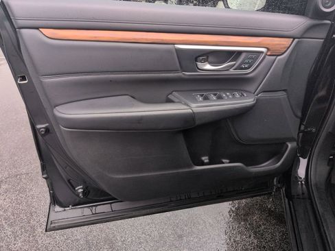 Used 2020 Honda CR-V Touring image 10