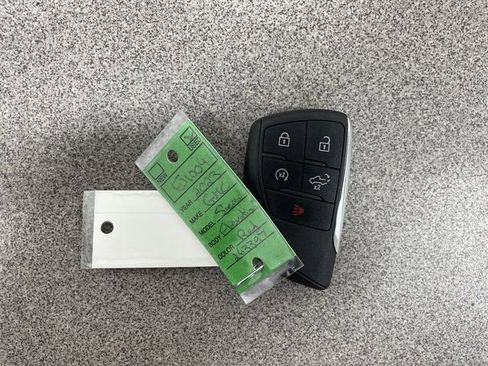 Used 2023 GMC Sierra 1500 Elevation image 25