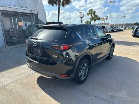 Used 2017 MAZDA CX-5 Touring w/ Preferred Equipment Package FWD image 5