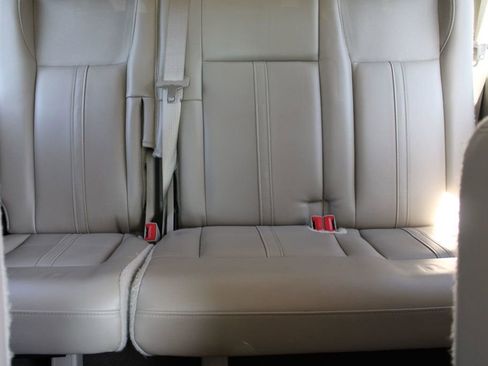 Used 2015 Lincoln Navigator 2WD image 22