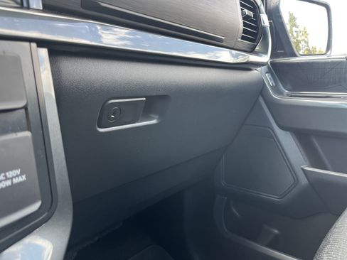 Used 2022 Ford F150 XLT w/ Equipment Group 302A High image 41