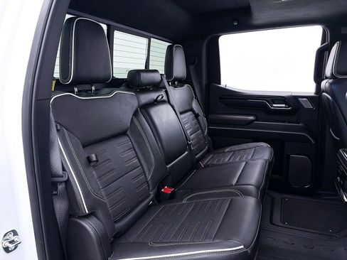 Used 2025 GMC Sierra 1500 Pro w/ Pro Value Package image 39