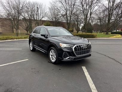 Certified 2025 Audi Q3 2.0T Premium w/ Convenience Package