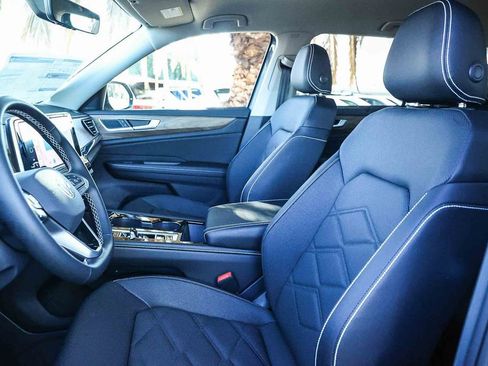 New 2026 Volkswagen Atlas SE image 26