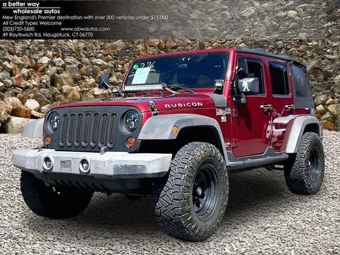 Used 2012 Jeep Wrangler Unlimited Rubicon w/ Connectivity Group AWD/4WD image 1