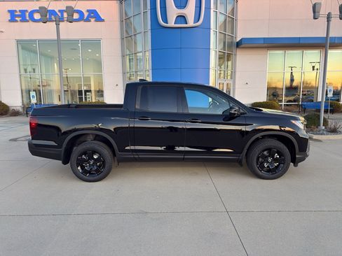 Used 2025 Honda Ridgeline TrailSport image 4