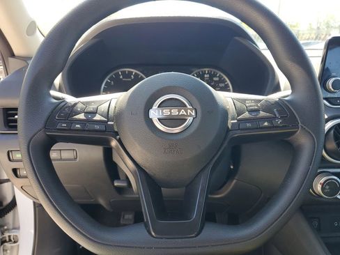 Used 2025 Nissan Sentra S FWD image 20