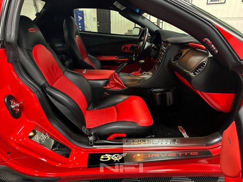 Used 2003 Chevrolet Corvette Z06 RWD image 38