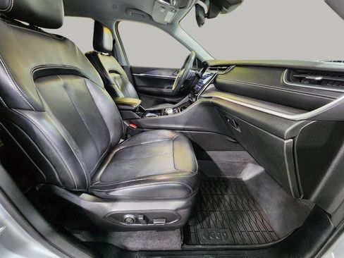 Used 2021 Jeep Grand Cherokee L Limited image 28