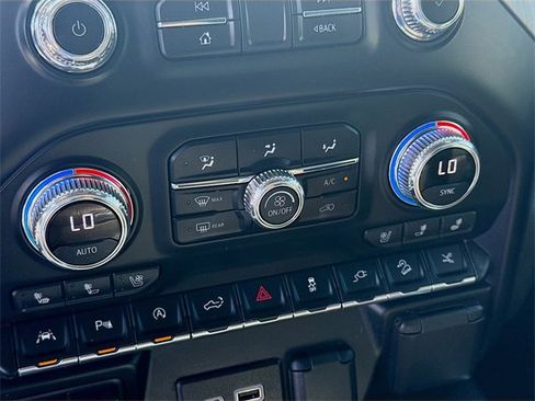 Used 2020 GMC Sierra 1500 Denali w/ Denali Ultimate Package image 15