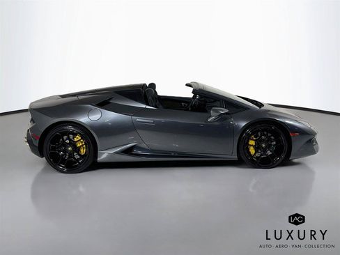 Used 2017 Lamborghini Huracan LP 580-2 RWD image 5