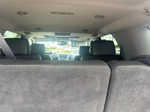 Used 2019 GMC Yukon SLT w/ Open Road Package RWD image 30