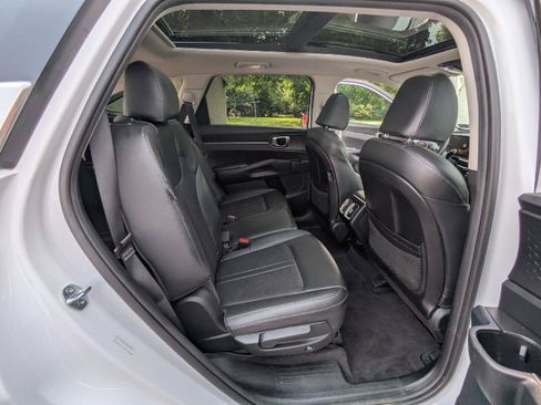 Used 2025 Kia Sorento S w/ Panoramic Sunroof Package AWD/4WD image 31