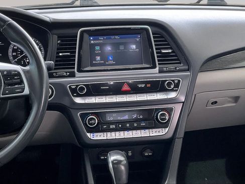 Used 2018 Hyundai Sonata Limited FWD image 7