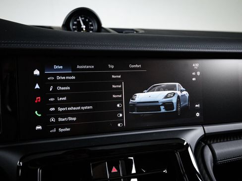 Certified 2026 Porsche Panamera GTS AWD/4WD image 18