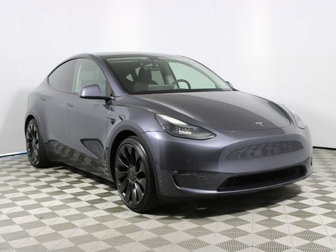 Used 2022 Tesla Model Y Performance image 25